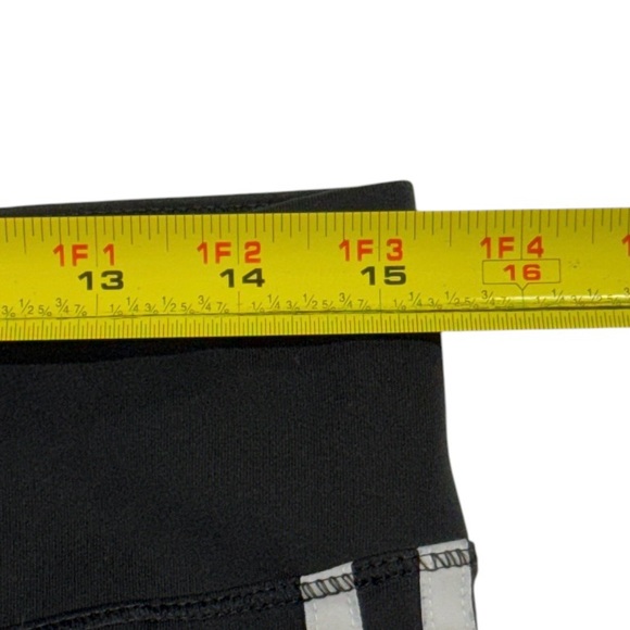 Adidas climalite size large capri style leggings with stripe on sides! - Picture 6 of 14